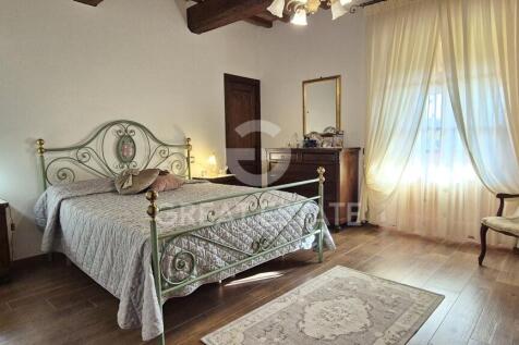 Interno