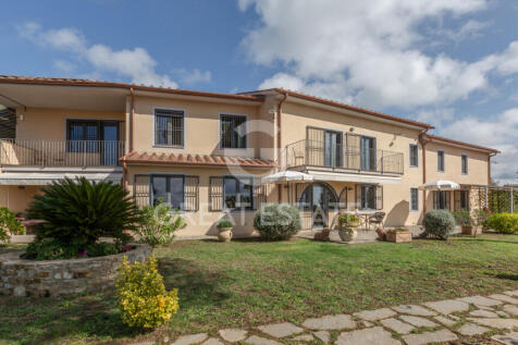 Esterno