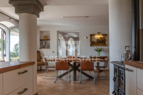 Interno