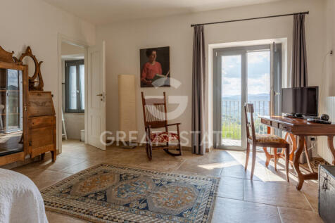 Interno