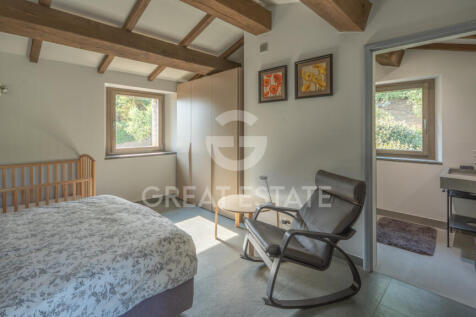 Interno
