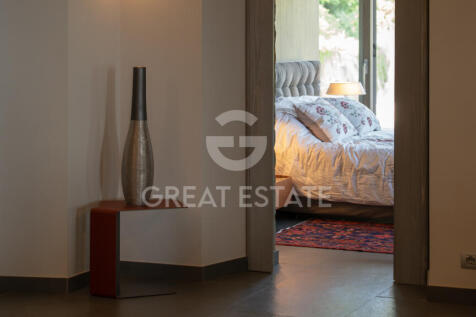 Interno