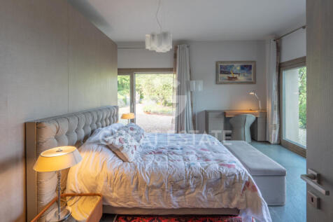 Interno