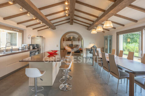 Interno
