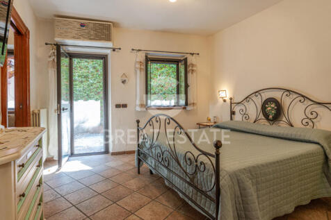Interno