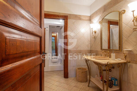 Interno