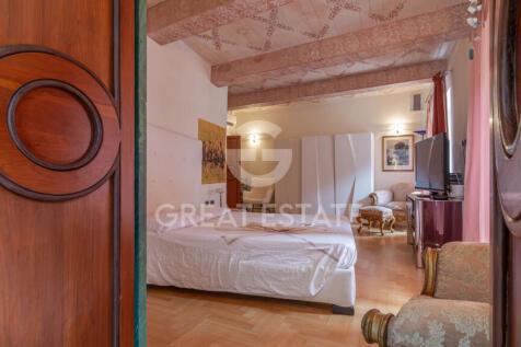 Interno