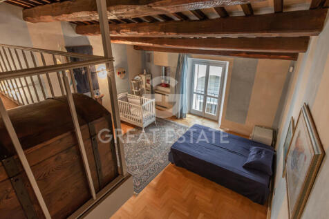 Interno