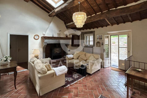 Interno
