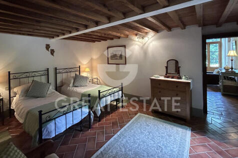 Interno