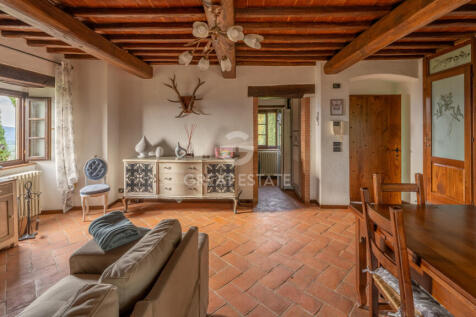 Interno