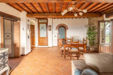Interno