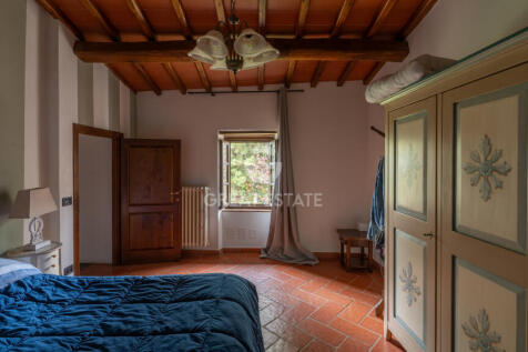 Interno