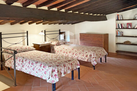 Interno