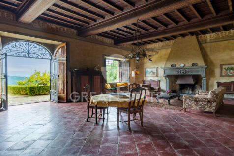 Interno