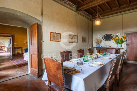 Interno