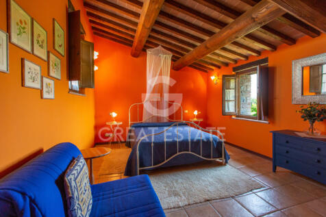 Interno