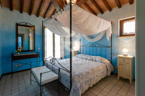 Interno