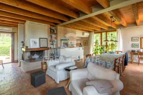Interno