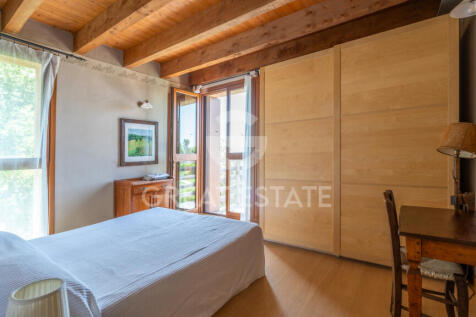 Interno