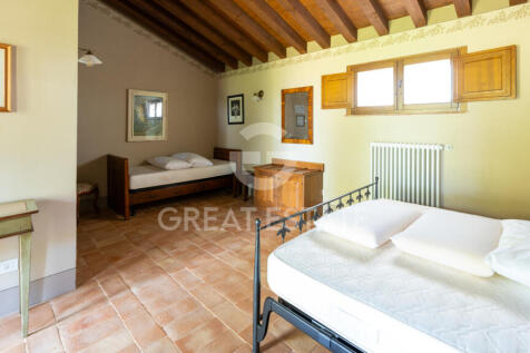Interno