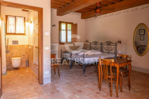 Interno