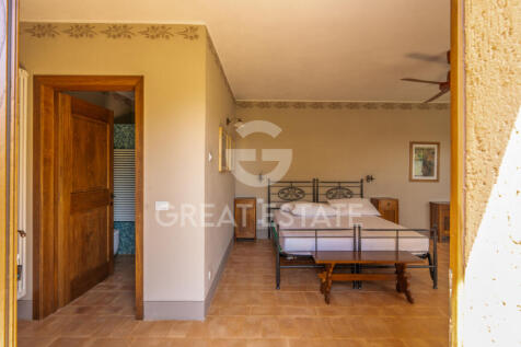Interno