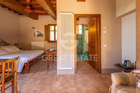 Interno