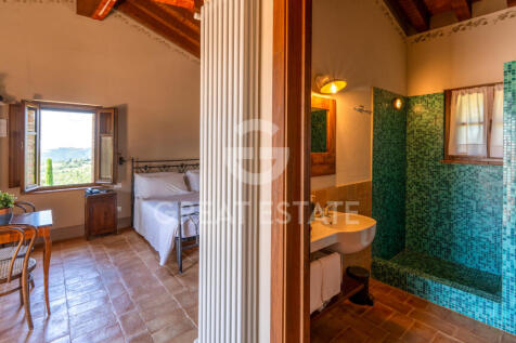 Interno