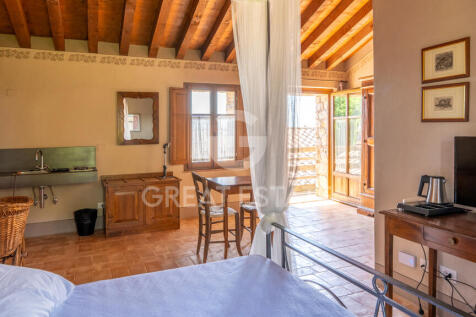 Interno