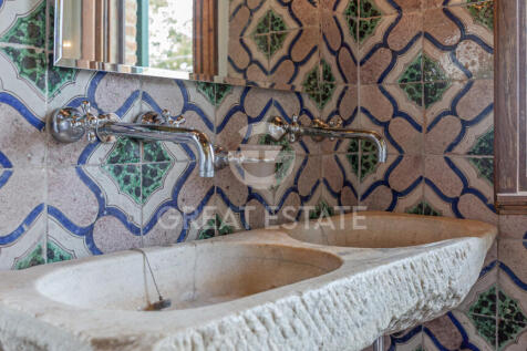 Interno