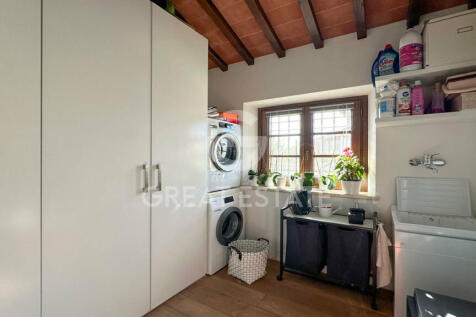 Interno
