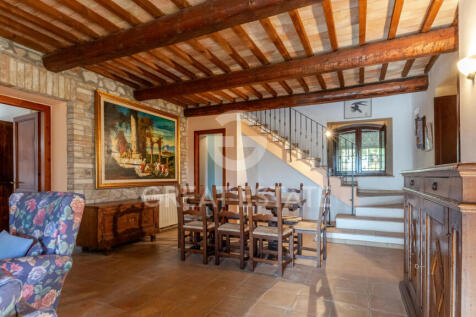 Interno