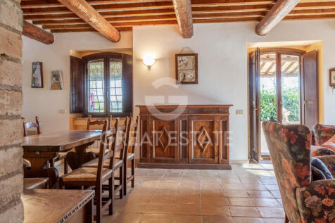 Interno