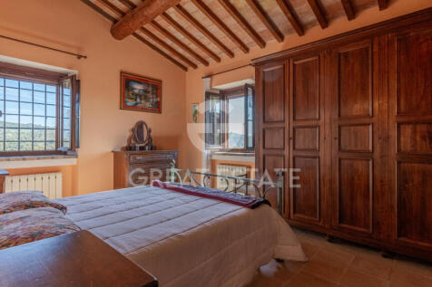 Interno