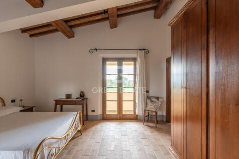 Interno