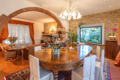 Interno