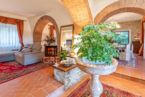 Interno