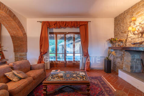 Interno