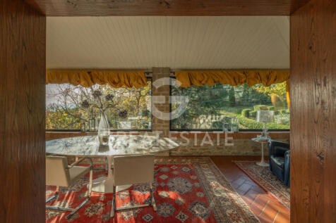 Interno