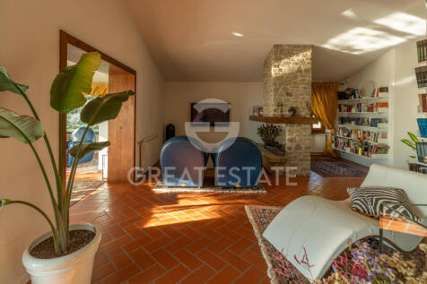 Interno