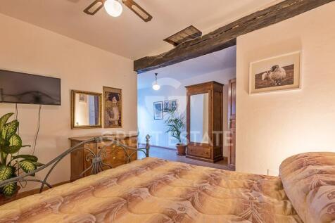 Interno