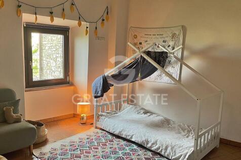 Interno
