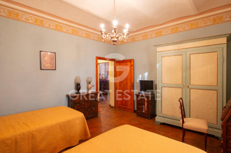 Interno