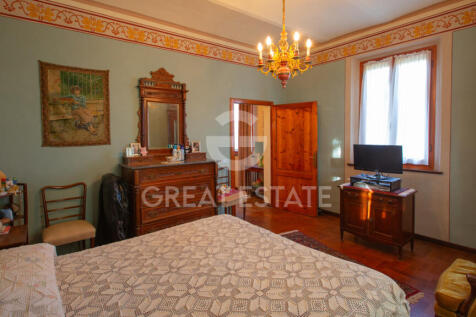 Interno