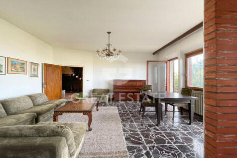 Interno