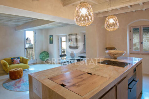 Interno