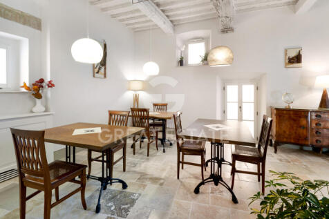 Interno