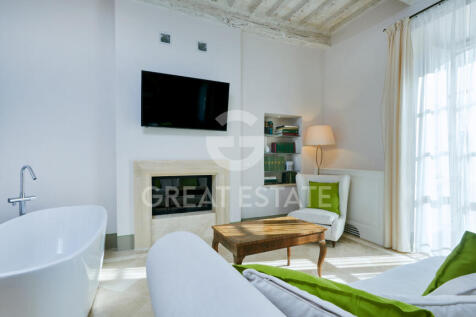 Interno