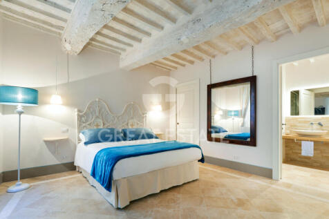 Interno